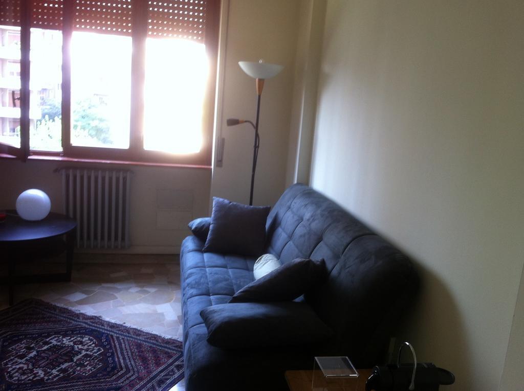 Ferienwohnung Nibre Mailand Zimmer foto