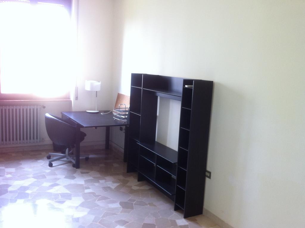 Ferienwohnung Nibre Mailand Zimmer foto