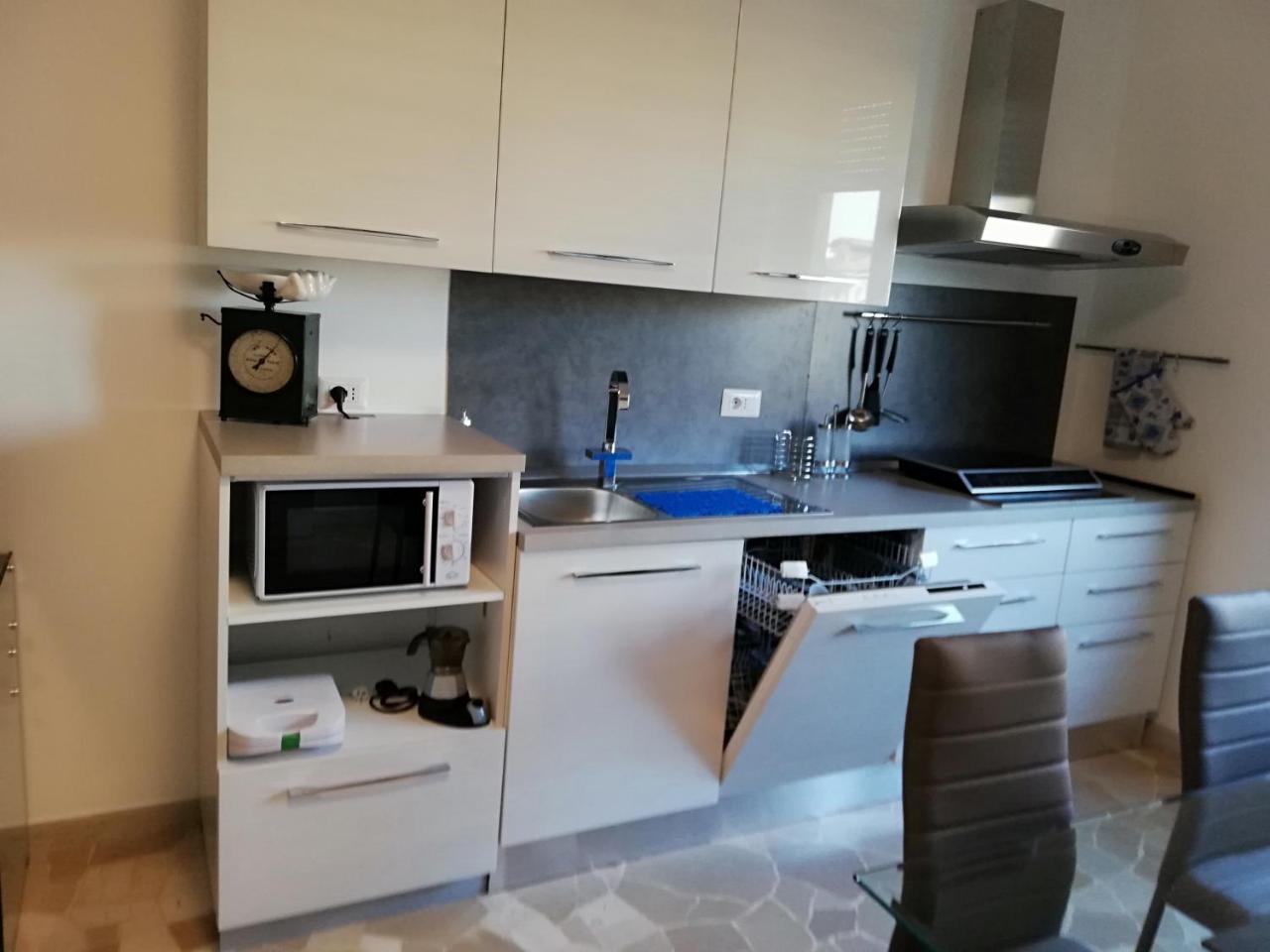 Ferienwohnung Nibre Mailand Exterior foto