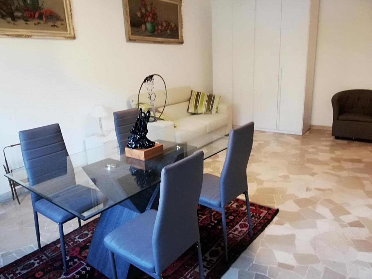 Ferienwohnung Nibre Mailand Exterior foto